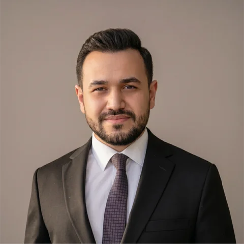 Portrait of Emre Mutlu
